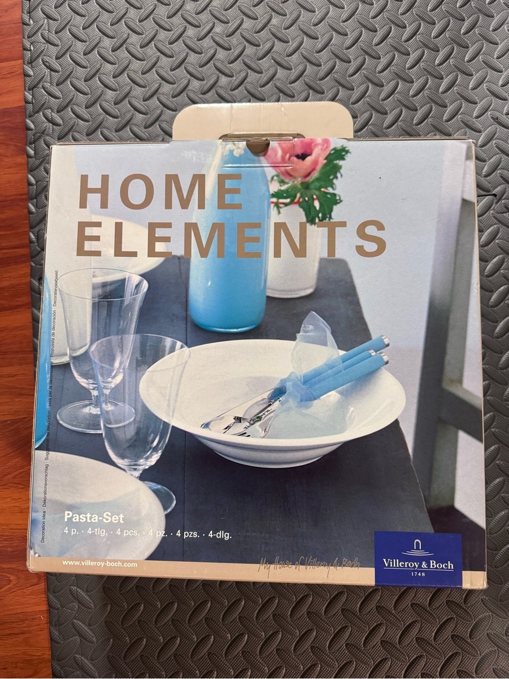 Villeroy & Boch Home Elements Pasta Set in Light Blue